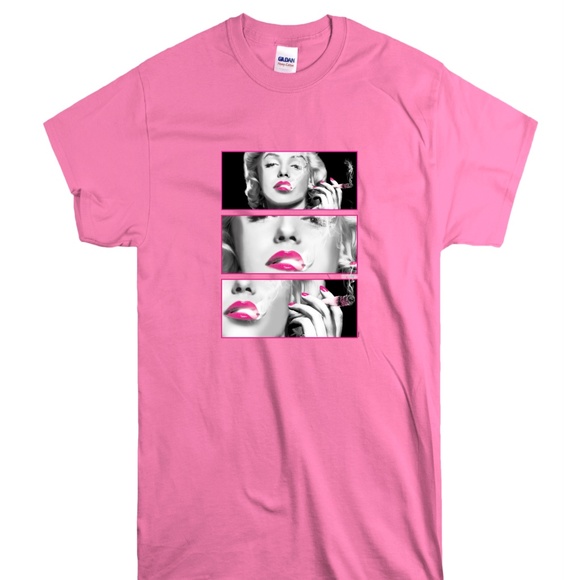 Marilyn Monroe Smoking TShirt - Picture 1 of 1